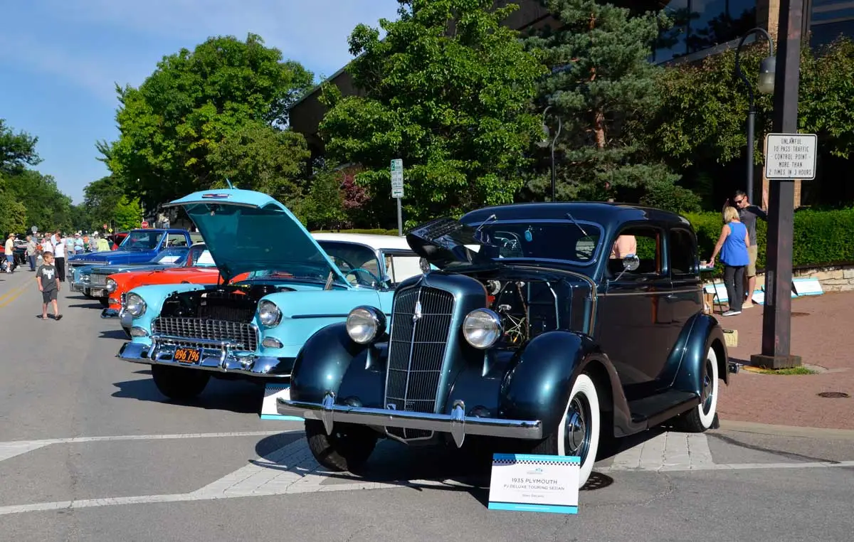 | Downtown Naperville Car Show