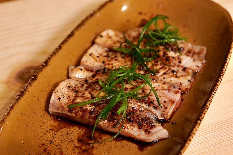Torched salmon sashimi