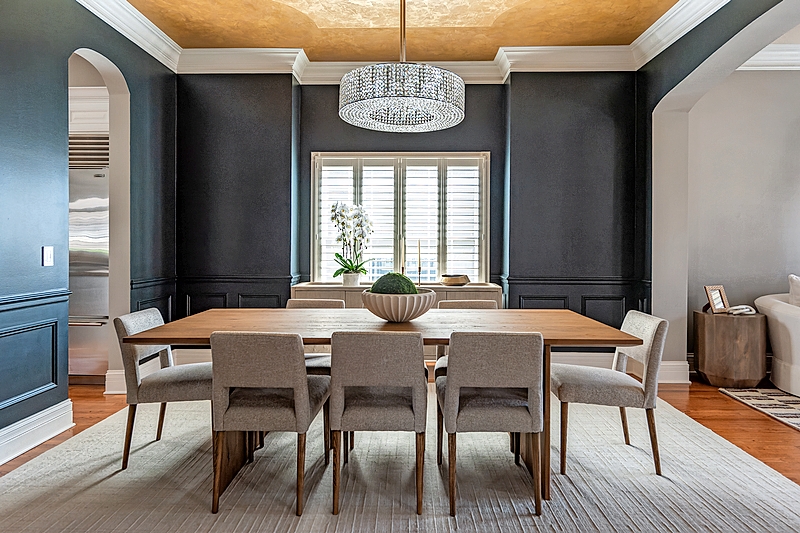 A dining room designed by Ellce Home, Design Studio + Shop