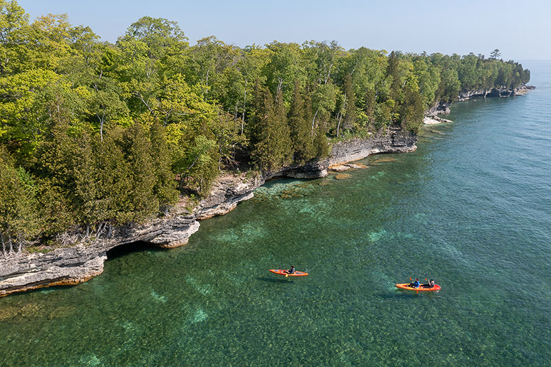 Kayaking near Cave Point County Park