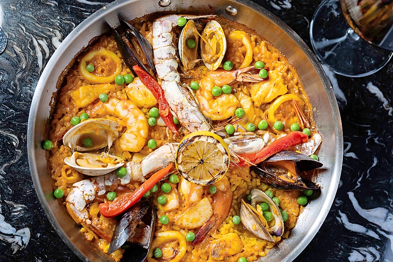 Paella mixta