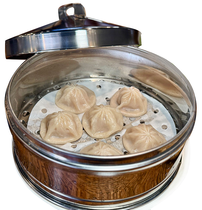 Steamed dumplings at La Mom Kitchen